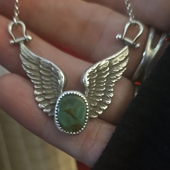 Silver Wings Necklace with Green Fox Turqouise - Picture 5 of 5